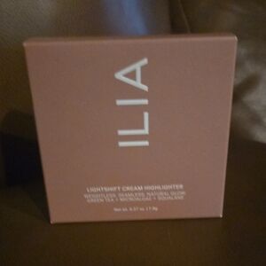 ILIA Lightshift Cream Highlighter - Daze